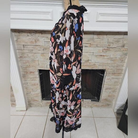 Torrid crocheted lace trimmed floral Chiffon kimono duster plus size 1X 2X - Picture 9 of 13